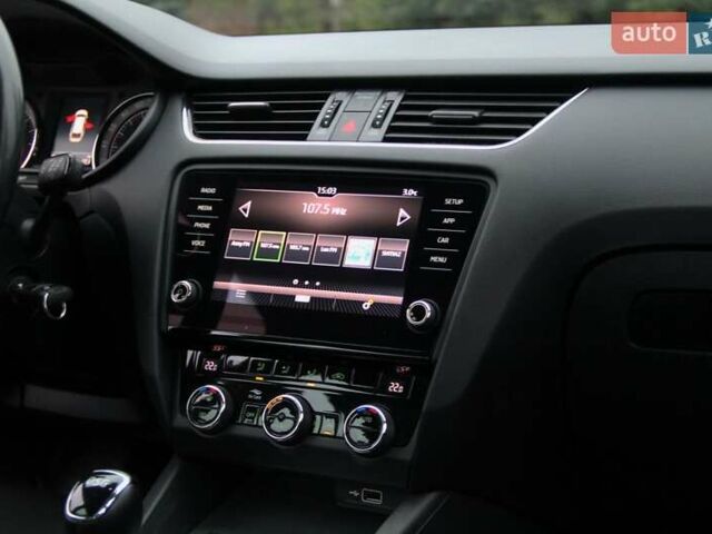 Серый Шкода Октавия, объемом двигателя 2 л и пробегом 214 тыс. км за 13900 $, фото 16 на Automoto.ua