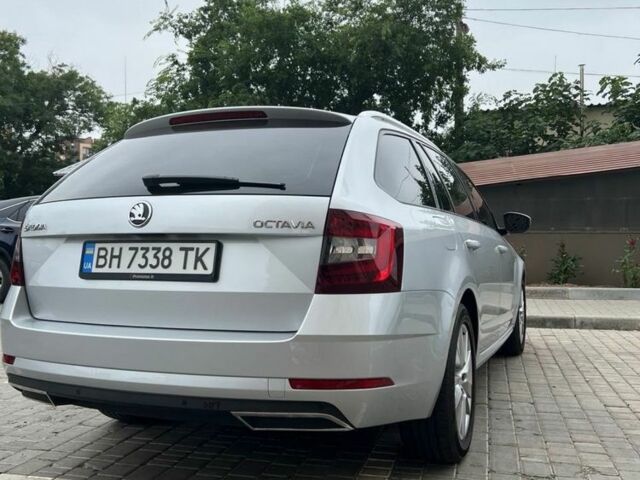 Сірий Шкода Октавія, об'ємом двигуна 2 л та пробігом 206 тис. км за 16599 $, фото 1 на Automoto.ua