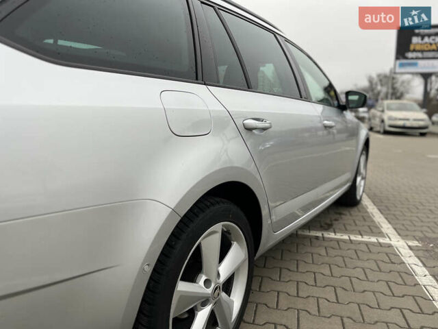 Серый Шкода Октавия, объемом двигателя 1.6 л и пробегом 222 тыс. км за 14100 $, фото 4 на Automoto.ua