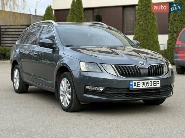 Сірий Шкода Октавія, об'ємом двигуна 1.6 л та пробігом 300 тис. км за 11300 $, фото 12 на Automoto.ua
