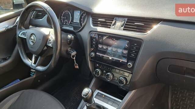 Серый Шкода Октавия, объемом двигателя 1.6 л и пробегом 247 тыс. км за 13400 $, фото 7 на Automoto.ua