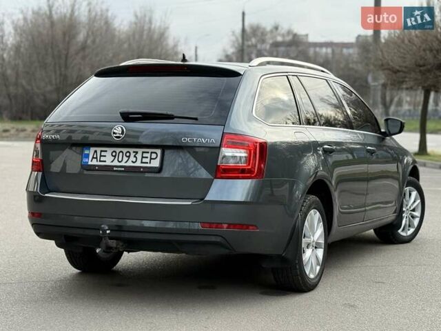 Сірий Шкода Октавія, об'ємом двигуна 1.6 л та пробігом 300 тис. км за 11300 $, фото 4 на Automoto.ua