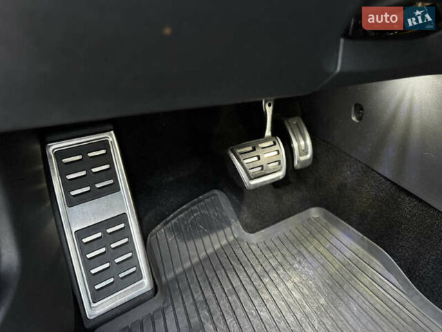 Серый Шкода Октавия, объемом двигателя 2 л и пробегом 193 тыс. км за 23999 $, фото 33 на Automoto.ua