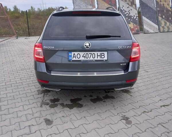 Сірий Шкода Октавія, об'ємом двигуна 1.97 л та пробігом 297 тис. км за 13200 $, фото 9 на Automoto.ua