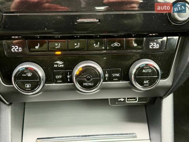 Сірий Шкода Октавія, об'ємом двигуна 1.6 л та пробігом 273 тис. км за 12800 $, фото 32 на Automoto.ua