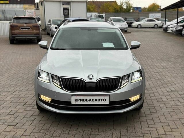 Сірий Шкода Октавія, об'ємом двигуна 1.8 л та пробігом 224 тис. км за 13700 $, фото 1 на Automoto.ua