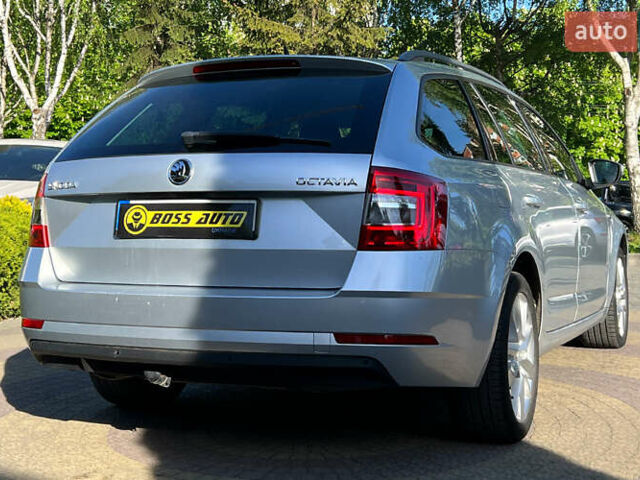 Серый Шкода Октавия, объемом двигателя 2 л и пробегом 205 тыс. км за 16999 $, фото 6 на Automoto.ua
