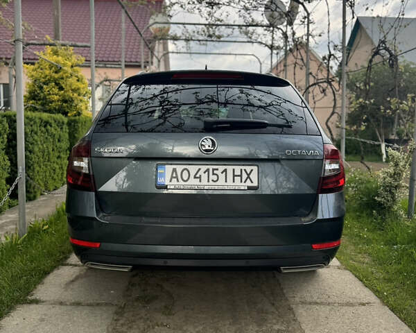 Серый Шкода Октавия, объемом двигателя 1.97 л и пробегом 295 тыс. км за 17118 $, фото 6 на Automoto.ua