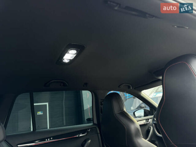 Серый Шкода Октавия, объемом двигателя 2 л и пробегом 193 тыс. км за 23999 $, фото 70 на Automoto.ua