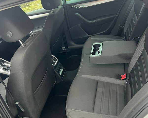 Серый Шкода Октавия, объемом двигателя 1.6 л и пробегом 235 тыс. км за 14450 $, фото 20 на Automoto.ua