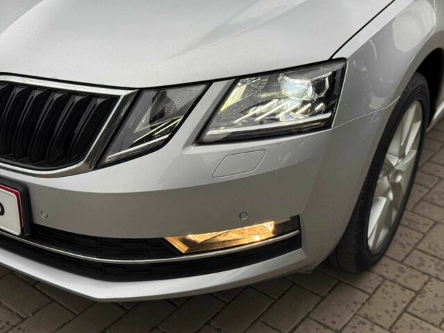 Сірий Шкода Октавія, об'ємом двигуна 1.8 л та пробігом 224 тис. км за 13700 $, фото 2 на Automoto.ua