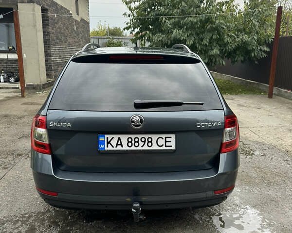 Серый Шкода Октавия, объемом двигателя 1.97 л и пробегом 268 тыс. км за 15700 $, фото 15 на Automoto.ua