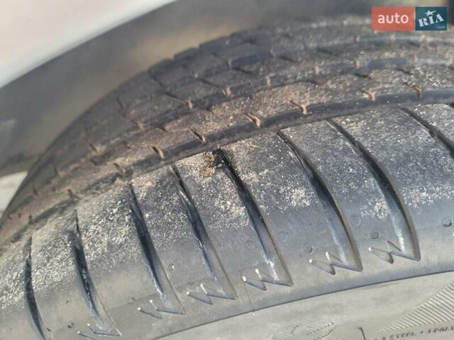 Сірий Шкода Октавія, об'ємом двигуна 2 л та пробігом 200 тис. км за 16400 $, фото 17 на Automoto.ua