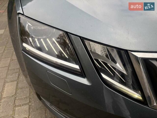 Сірий Шкода Октавія, об'ємом двигуна 1.97 л та пробігом 197 тис. км за 15950 $, фото 19 на Automoto.ua