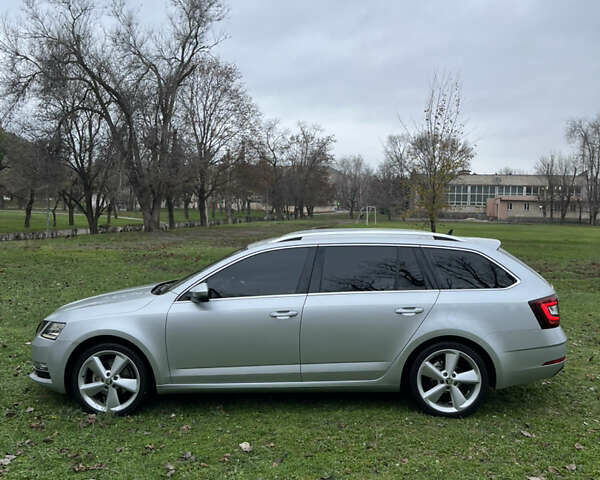 Сірий Шкода Октавія, об'ємом двигуна 2 л та пробігом 268 тис. км за 16300 $, фото 17 на Automoto.ua