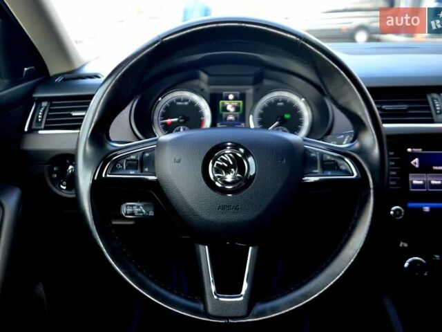 Сірий Шкода Октавія, об'ємом двигуна 2 л та пробігом 205 тис. км за 17800 $, фото 132 на Automoto.ua