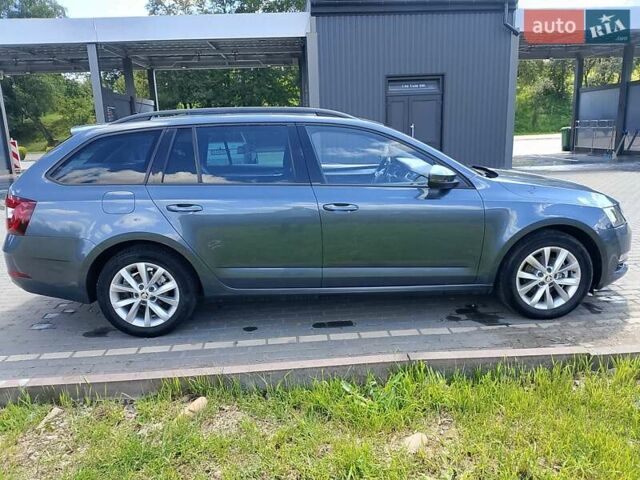 Серый Шкода Октавия, объемом двигателя 1.6 л и пробегом 273 тыс. км за 13100 $, фото 3 на Automoto.ua