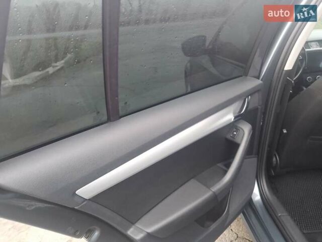 Серый Шкода Октавия, объемом двигателя 1.6 л и пробегом 287 тыс. км за 12300 $, фото 11 на Automoto.ua