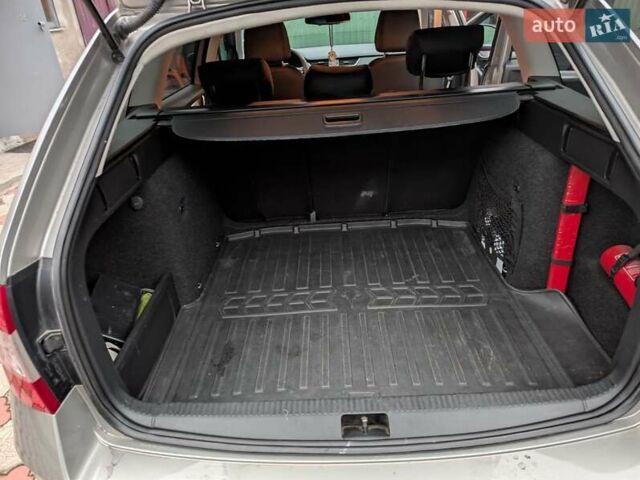 Серый Шкода Октавия, объемом двигателя 1.6 л и пробегом 240 тыс. км за 13300 $, фото 3 на Automoto.ua