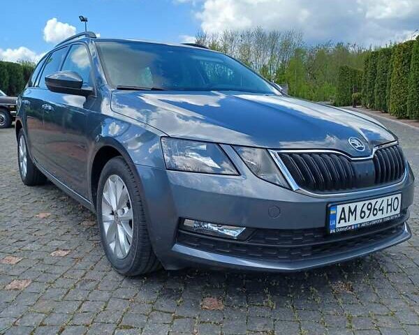 Серый Шкода Октавия, объемом двигателя 1.6 л и пробегом 236 тыс. км за 14350 $, фото 6 на Automoto.ua