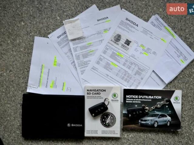 Сірий Шкода Октавія, об'ємом двигуна 2 л та пробігом 205 тис. км за 17800 $, фото 12 на Automoto.ua