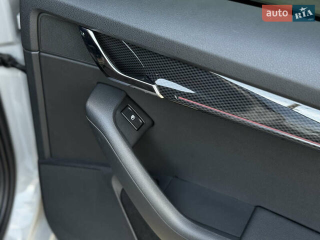 Серый Шкода Октавия, объемом двигателя 2 л и пробегом 193 тыс. км за 23999 $, фото 59 на Automoto.ua