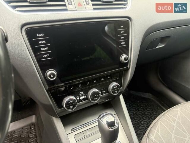 Сірий Шкода Октавія, об'ємом двигуна 1.97 л та пробігом 197 тис. км за 15950 $, фото 25 на Automoto.ua
