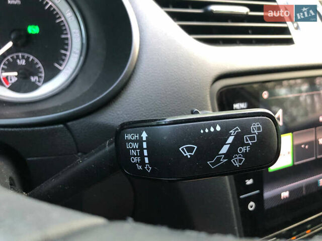 Серый Шкода Октавия, объемом двигателя 1.97 л и пробегом 337 тыс. км за 15500 $, фото 34 на Automoto.ua