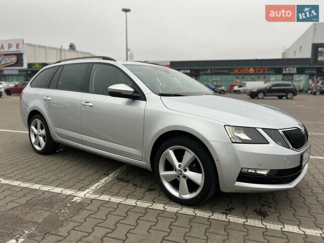 Серый Шкода Октавия, объемом двигателя 1.6 л и пробегом 222 тыс. км за 14100 $, фото 2 на Automoto.ua