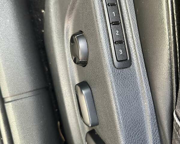 Серый Шкода Октавия, объемом двигателя 1.97 л и пробегом 257 тыс. км за 13800 $, фото 3 на Automoto.ua