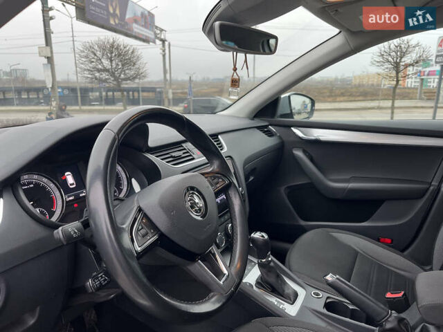 Серый Шкода Октавия, объемом двигателя 1.6 л и пробегом 222 тыс. км за 14100 $, фото 16 на Automoto.ua