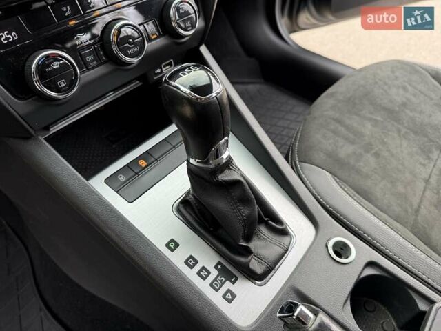 Сірий Шкода Октавія, об'ємом двигуна 1.6 л та пробігом 300 тис. км за 11300 $, фото 22 на Automoto.ua