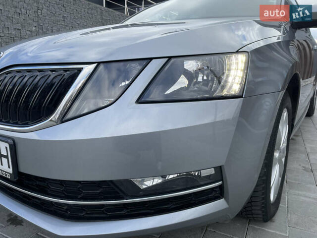 Сірий Шкода Октавія, об'ємом двигуна 1.6 л та пробігом 199 тис. км за 14700 $, фото 6 на Automoto.ua