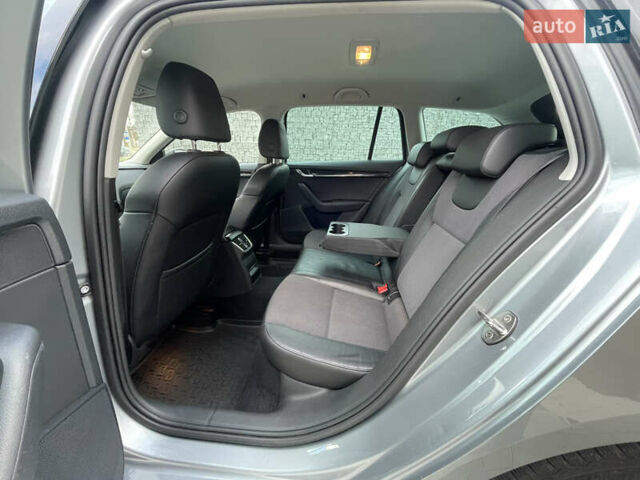 Сірий Шкода Октавія, об'ємом двигуна 1.6 л та пробігом 199 тис. км за 14700 $, фото 25 на Automoto.ua