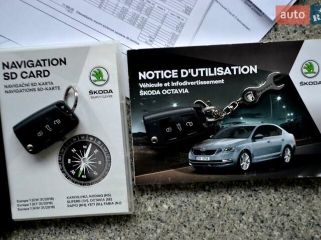 Сірий Шкода Октавія, об'ємом двигуна 2 л та пробігом 205 тис. км за 17800 $, фото 86 на Automoto.ua