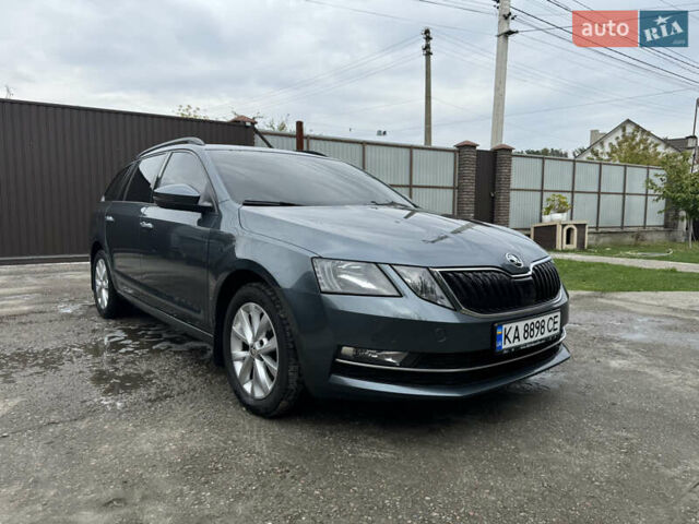 Серый Шкода Октавия, объемом двигателя 1.97 л и пробегом 268 тыс. км за 15700 $, фото 6 на Automoto.ua