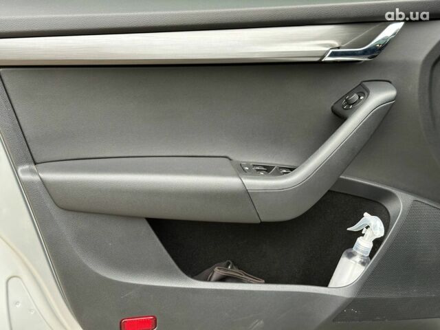 Сірий Шкода Октавія, об'ємом двигуна 2 л та пробігом 211 тис. км за 16440 $, фото 8 на Automoto.ua