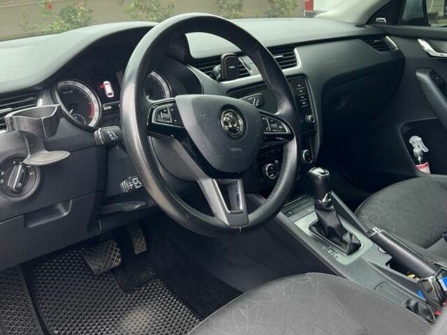 Сірий Шкода Октавія, об'ємом двигуна 2 л та пробігом 206 тис. км за 16599 $, фото 4 на Automoto.ua