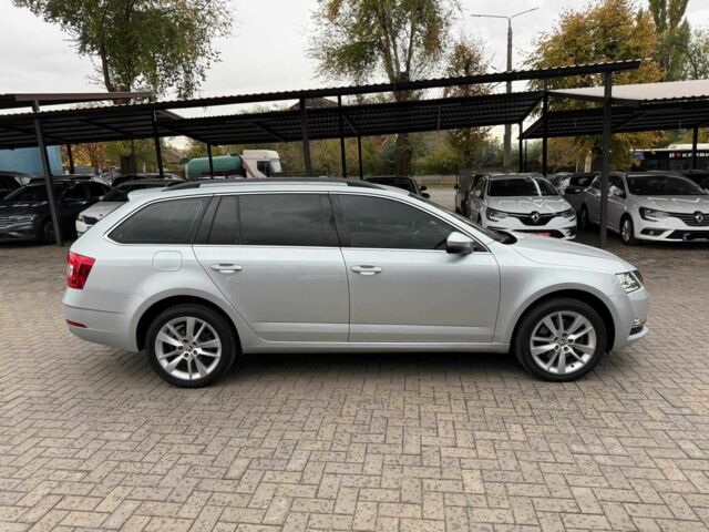 Сірий Шкода Октавія, об'ємом двигуна 1.8 л та пробігом 224 тис. км за 13700 $, фото 11 на Automoto.ua