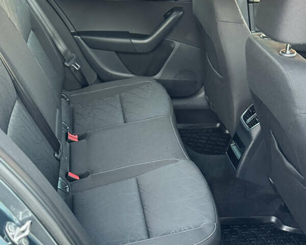 Серый Шкода Октавия, объемом двигателя 2 л и пробегом 271 тыс. км за 15800 $, фото 23 на Automoto.ua