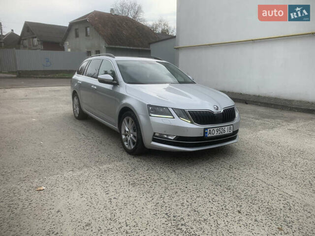 Сірий Шкода Октавія, об'ємом двигуна 1.6 л та пробігом 242 тис. км за 12777 $, фото 11 на Automoto.ua