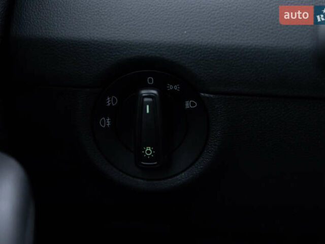 Шкода Октавия 2018 в Луцке на Automoto.ua Серый Шкода Октавия, объемом двигателя 1.6 л и пробегом 217 тыс. км за 11800 $, фото 23 на Automoto.ua