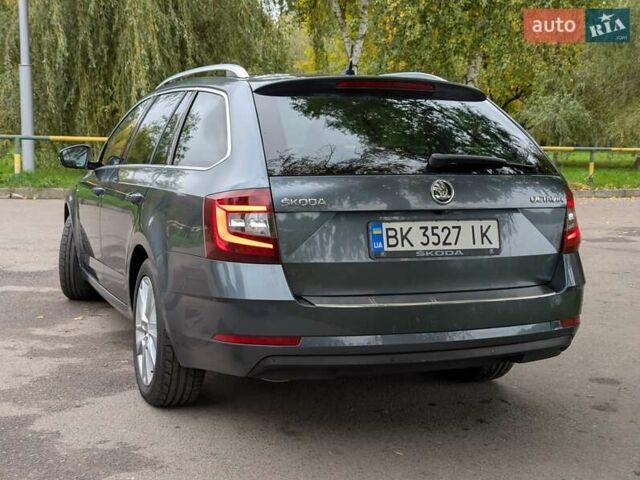 Серый Шкода Октавия, объемом двигателя 1.97 л и пробегом 235 тыс. км за 14700 $, фото 3 на Automoto.ua