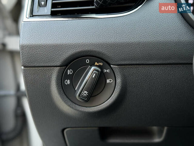 Серый Шкода Октавия, объемом двигателя 2 л и пробегом 193 тыс. км за 23999 $, фото 34 на Automoto.ua