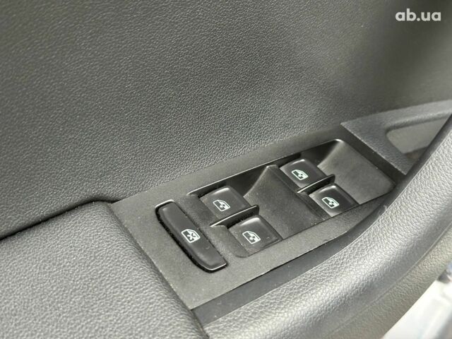 Сірий Шкода Октавія, об'ємом двигуна 2 л та пробігом 211 тис. км за 16440 $, фото 9 на Automoto.ua