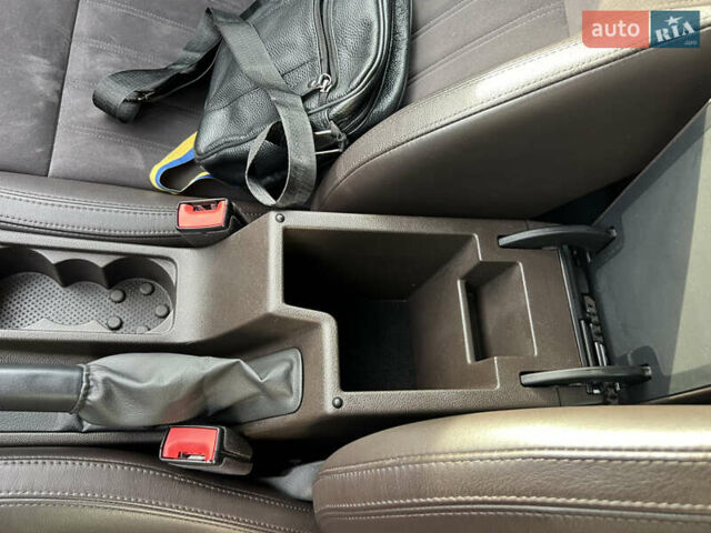 Сірий Шкода Октавія, об'ємом двигуна 2 л та пробігом 240 тис. км за 19400 $, фото 26 на Automoto.ua