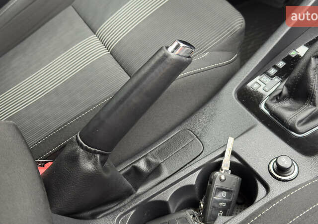 Серый Шкода Октавия, объемом двигателя 1.6 л и пробегом 194 тыс. км за 15450 $, фото 36 на Automoto.ua