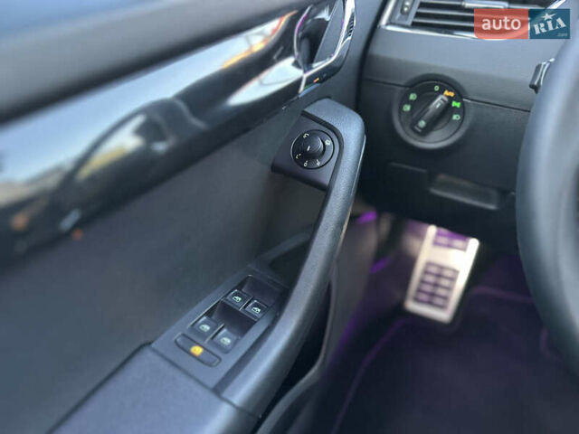 Сірий Шкода Октавія, об'ємом двигуна 1.97 л та пробігом 240 тис. км за 15550 $, фото 26 на Automoto.ua