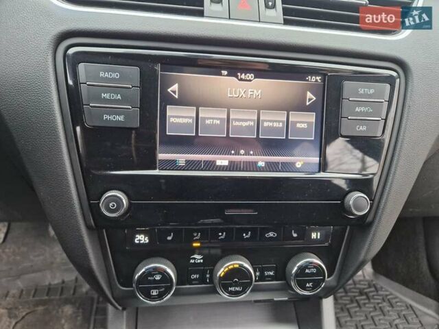 Серый Шкода Октавия, объемом двигателя 1.6 л и пробегом 202 тыс. км за 13700 $, фото 24 на Automoto.ua