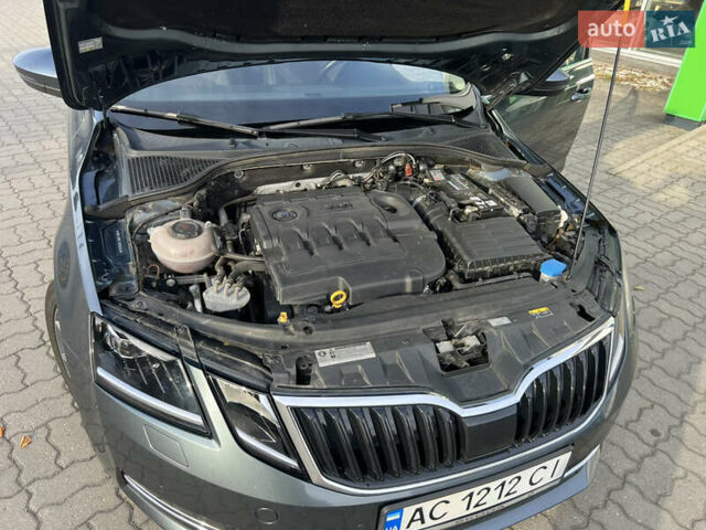 Сірий Шкода Октавія, об'ємом двигуна 2 л та пробігом 240 тис. км за 19400 $, фото 22 на Automoto.ua